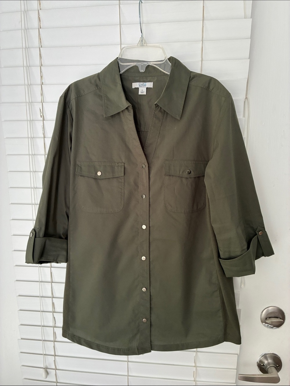 Croft & Barrow Utility Shirt Top  Roll Tab Sleeves Green SZ L